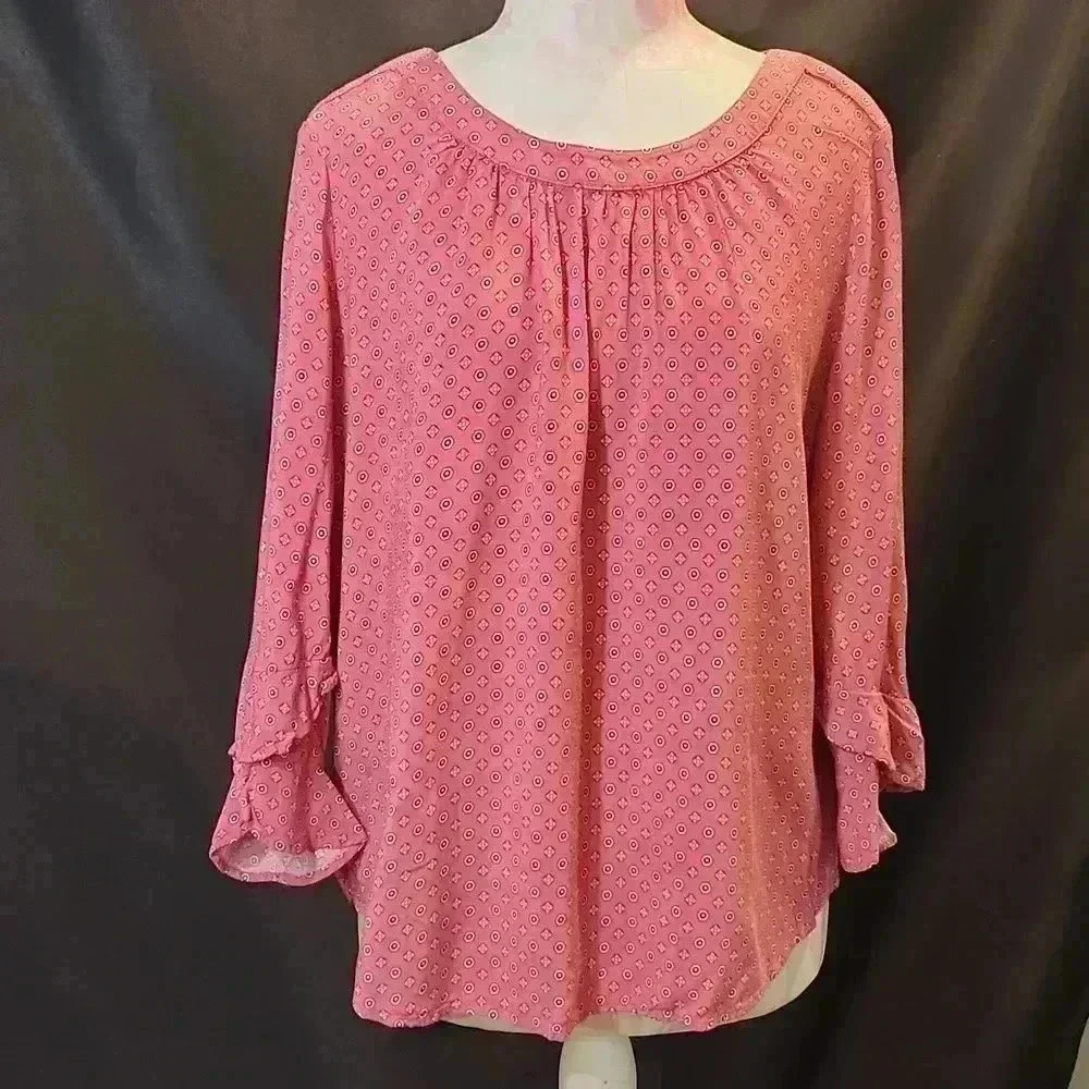 Basic Editions Patterned Lightweight Blouse with Ruffle Cuffs